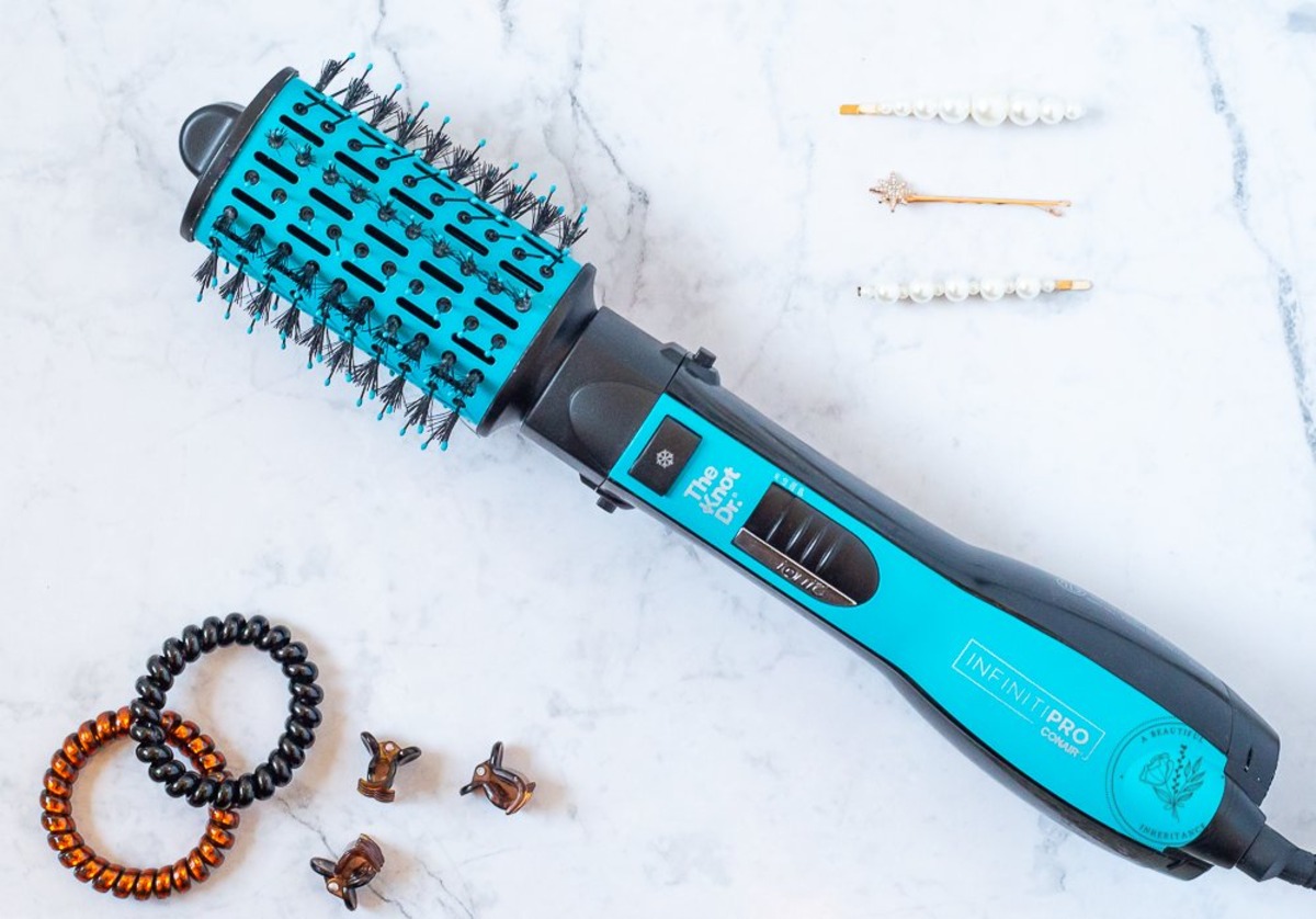 how-to-clean-conair-infiniti-pro-hair-dryer-brush