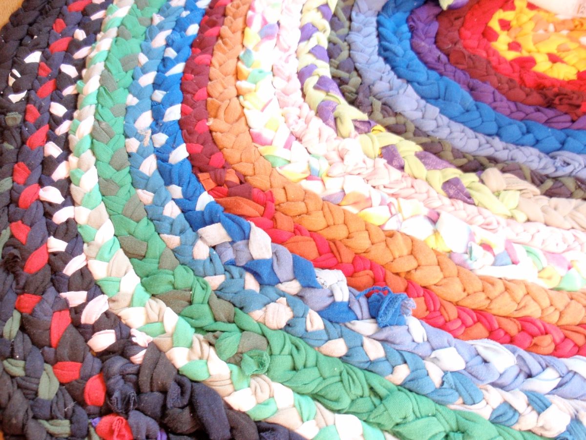 How To Crochet A Rag Rug From Old T Shirts