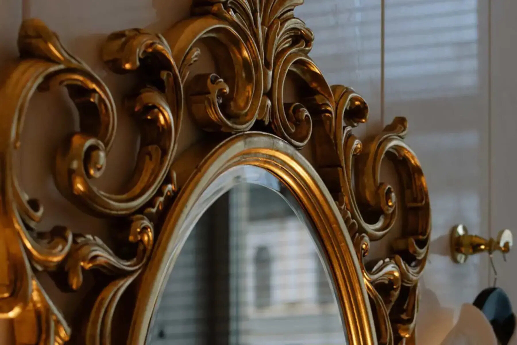 How To Fix Old Mirror