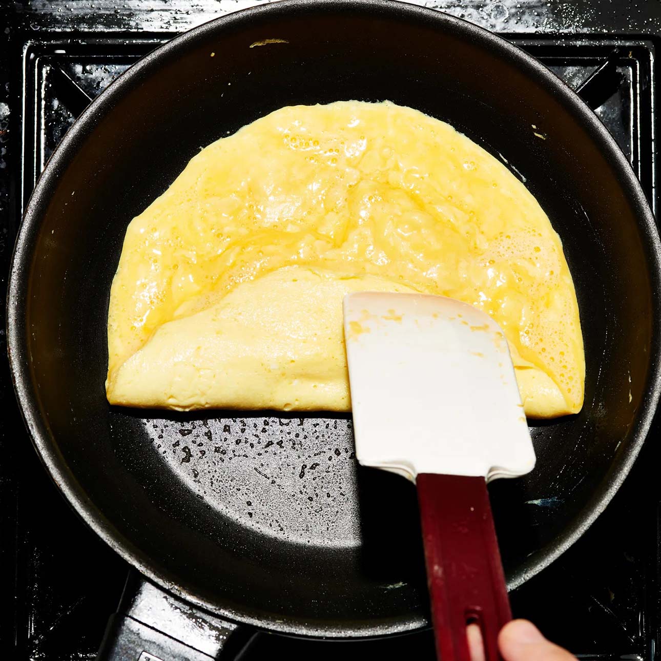 How To Flip An Omelette With A Spatula