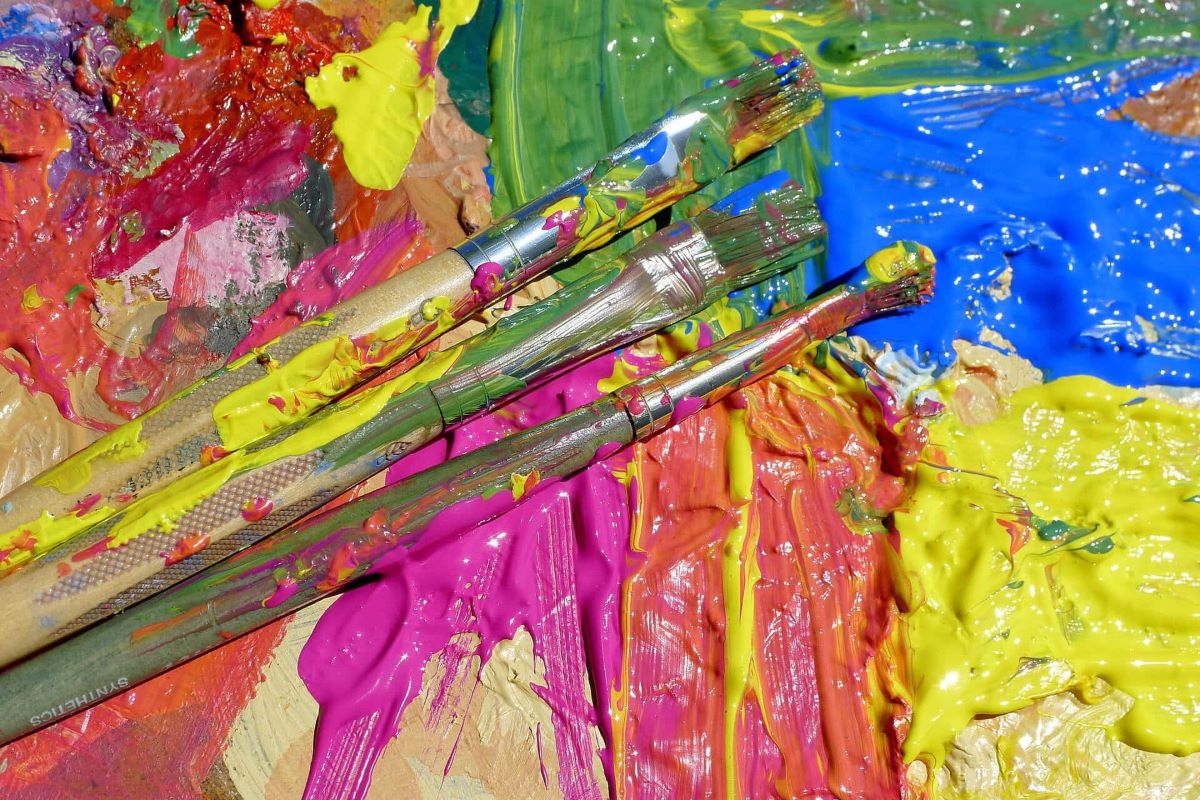 How To Get Dried Paint Off Paint Brush