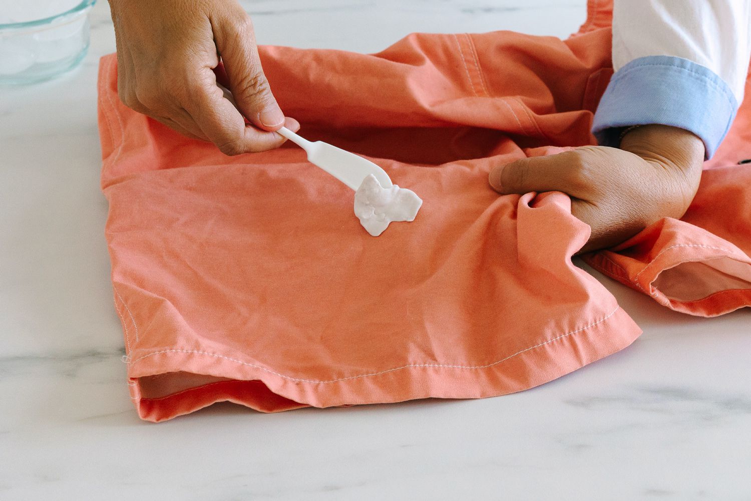 how-to-get-gum-out-of-blanket