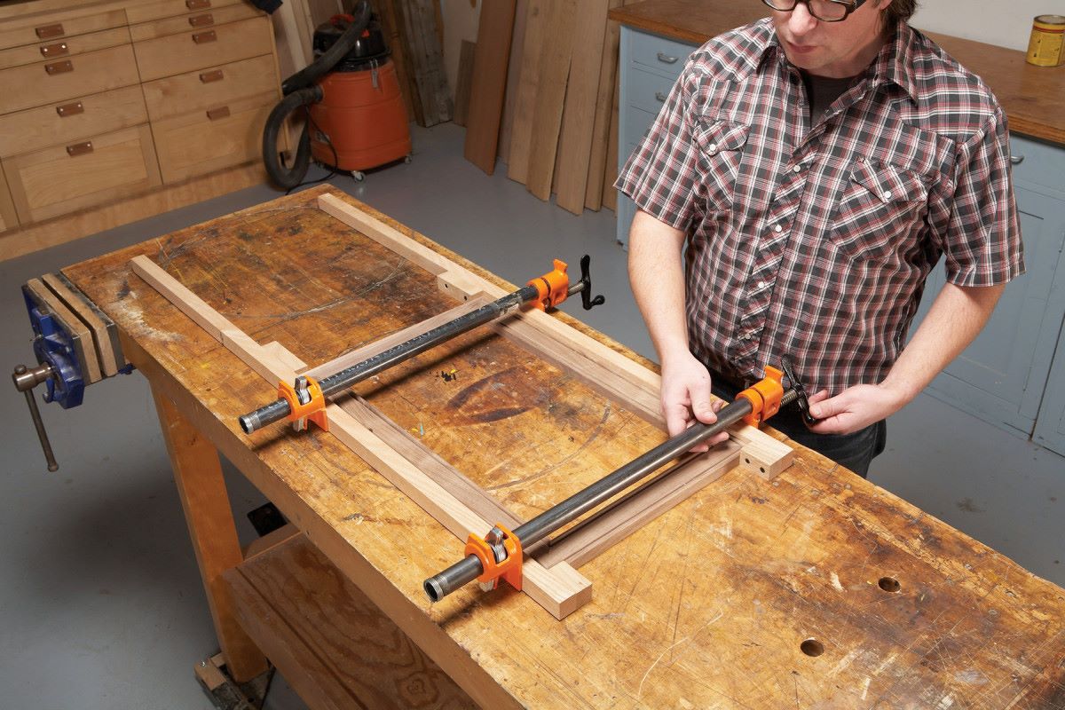 How To Glue Up A Picture Frame