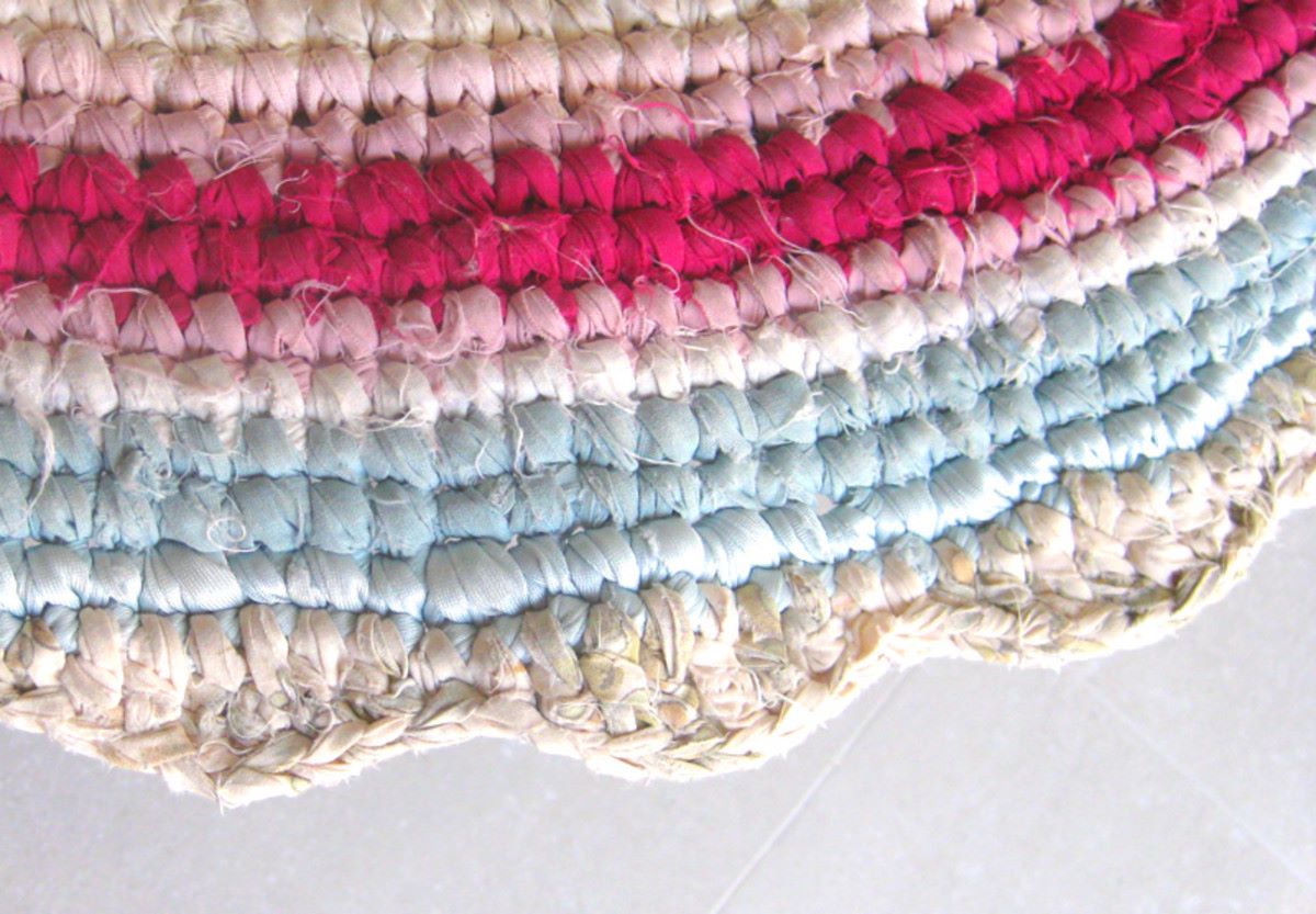 How To Make A Crocheted Rag Rug