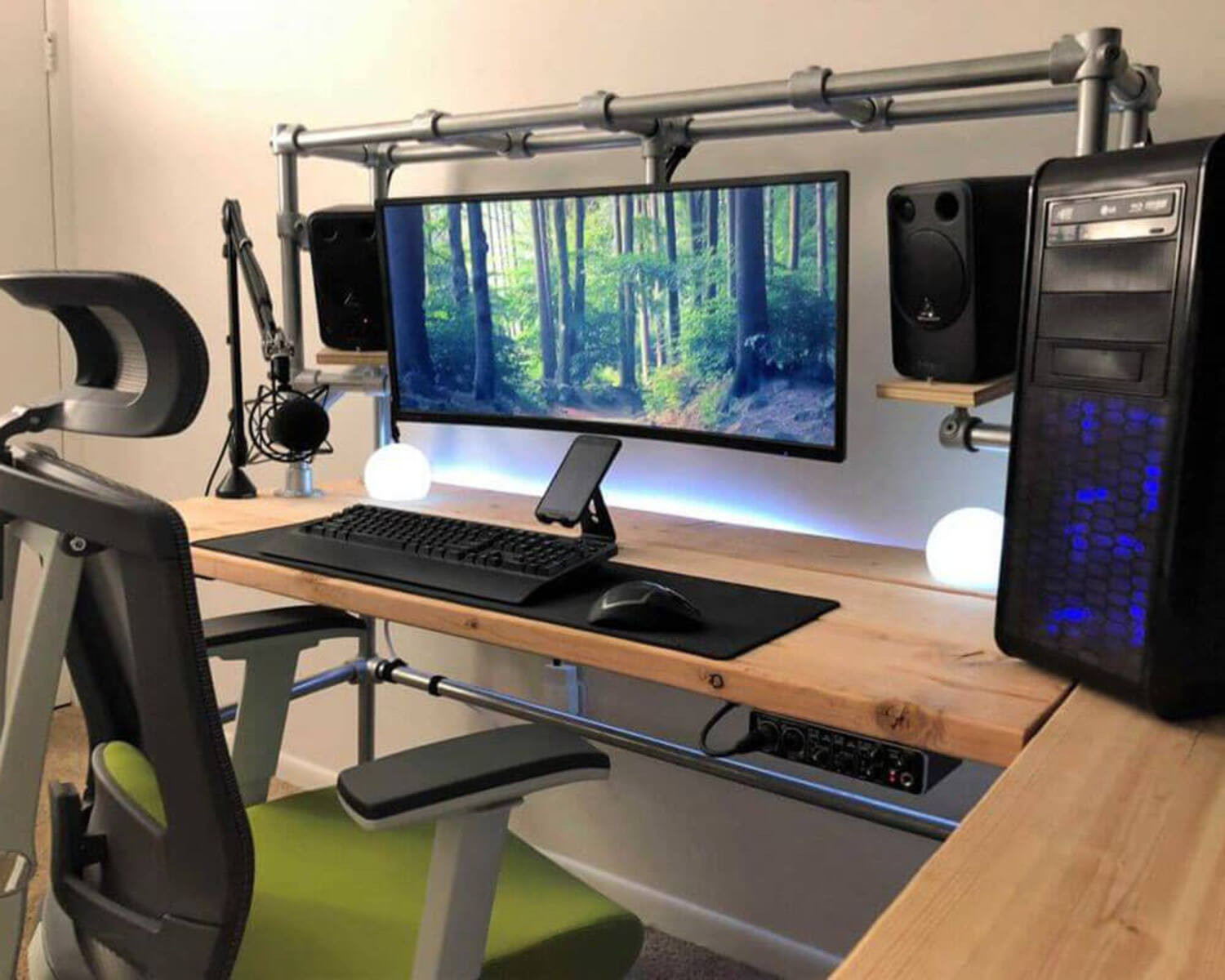 how-to-make-a-nice-gaming-desk