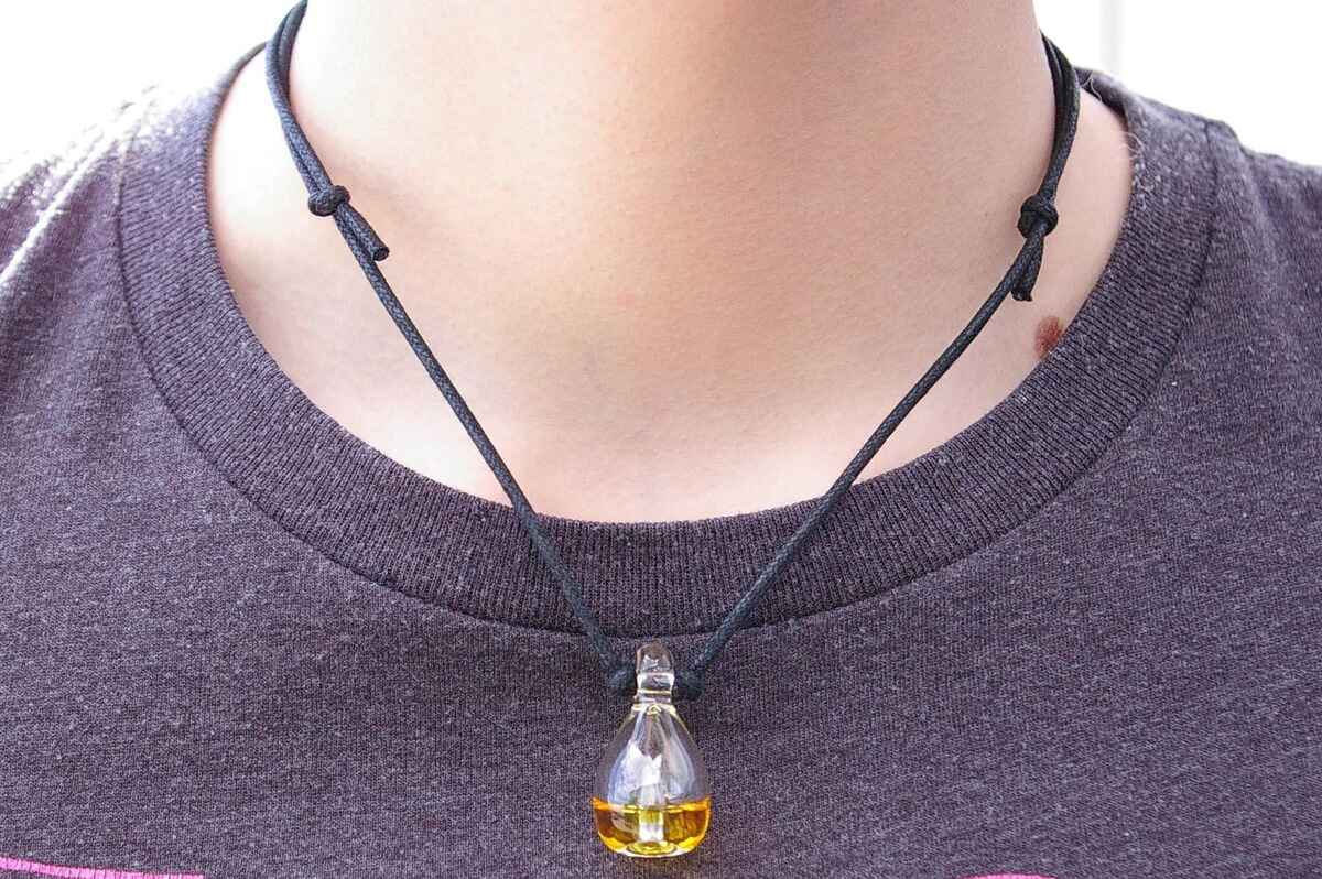 How To Make Essential Oil Necklace
