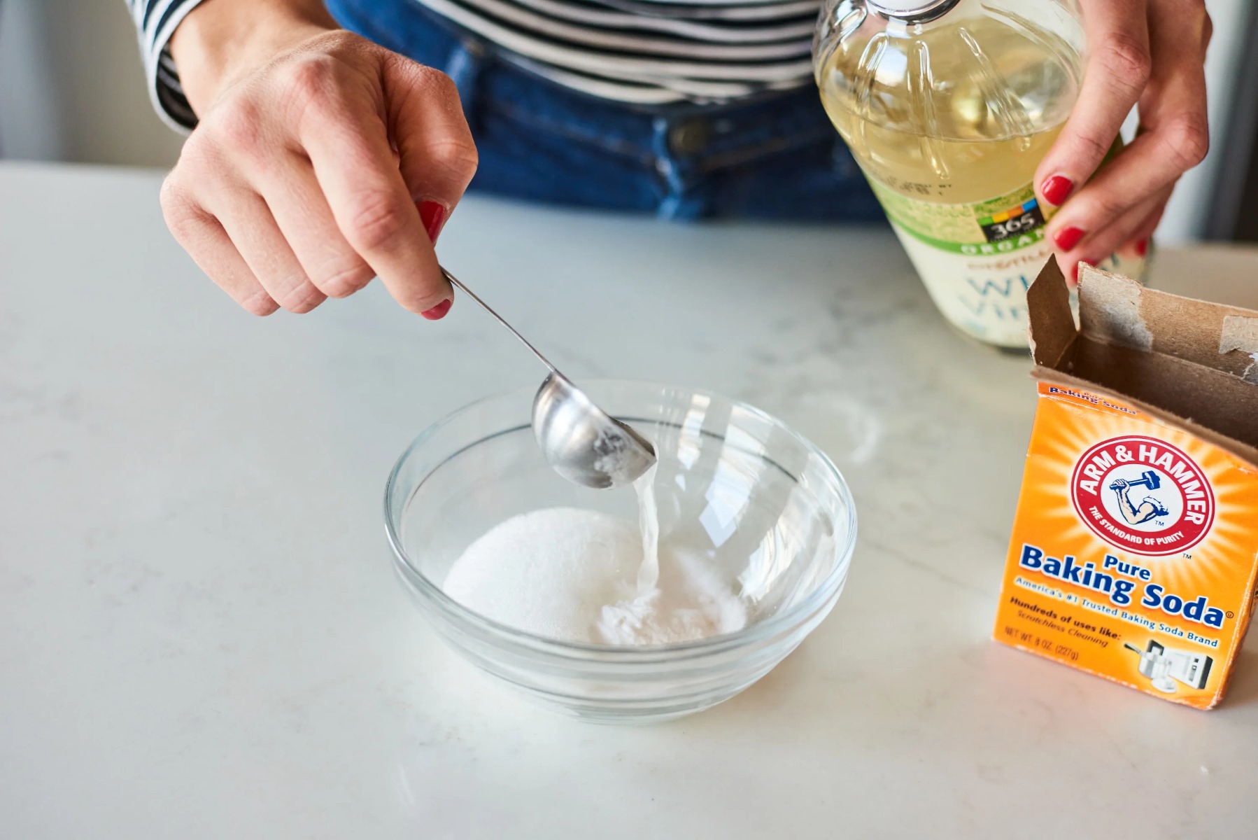 How To Make Vinegar Baking Soda Deodorizer