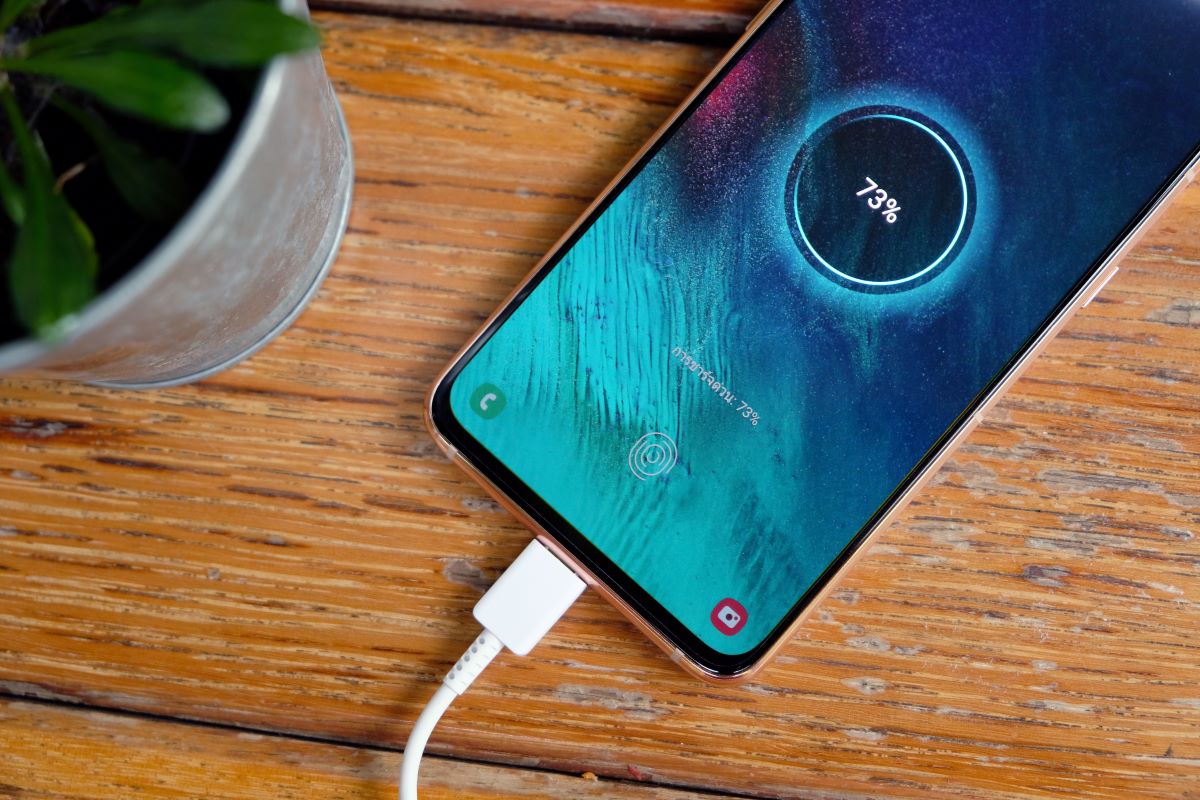 how-to-make-your-phone-charge-faster