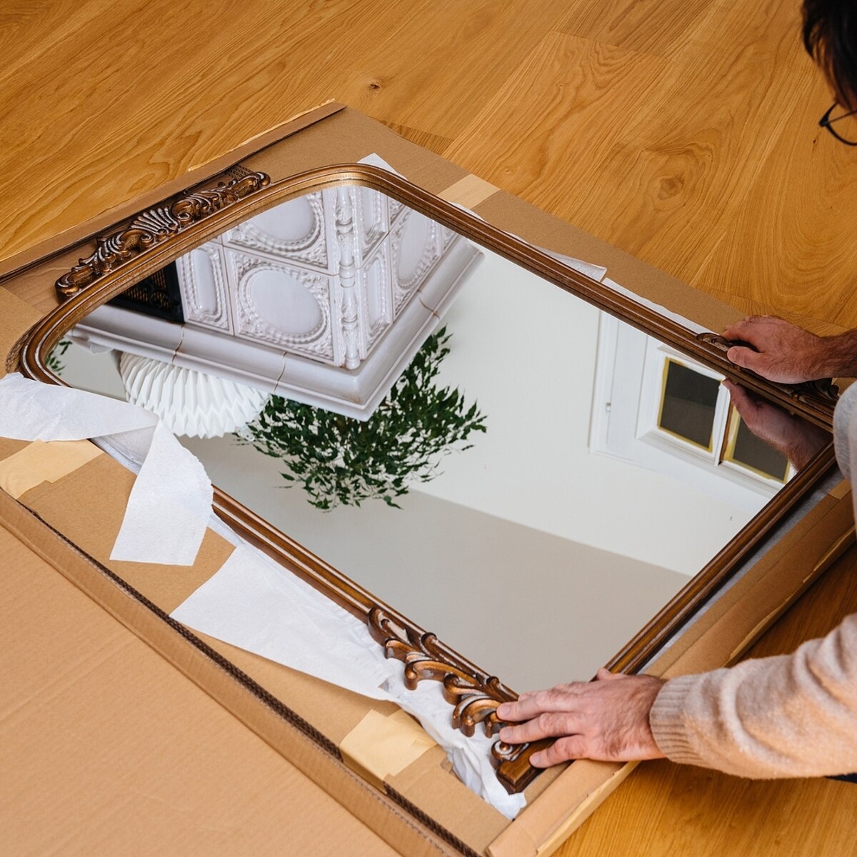 How To Pack A Mirror For Moving