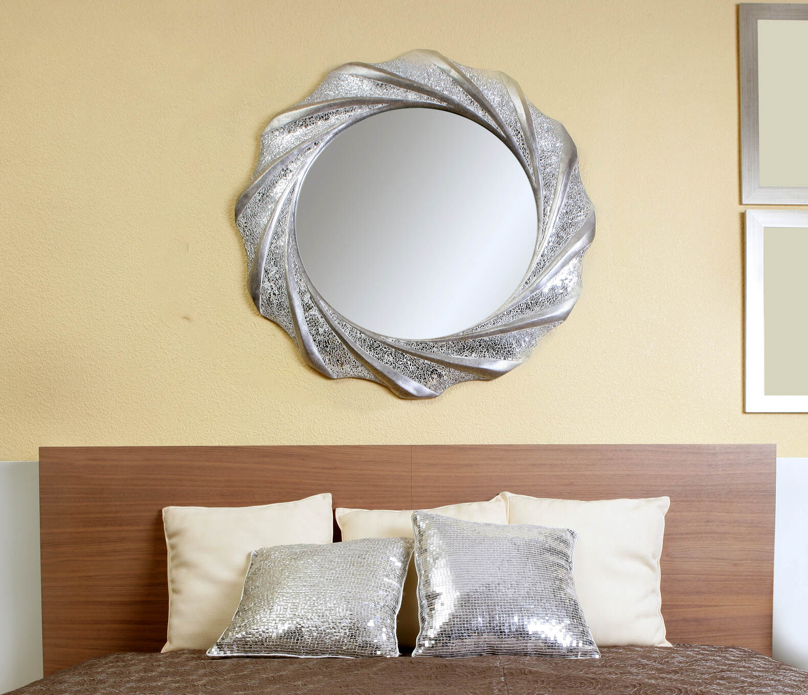 how-to-paint-metal-mirror-frame