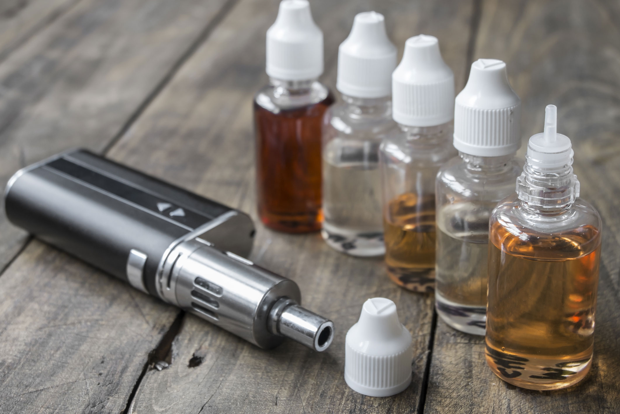 How To Refill Electronic Cigarette With E-Liquid