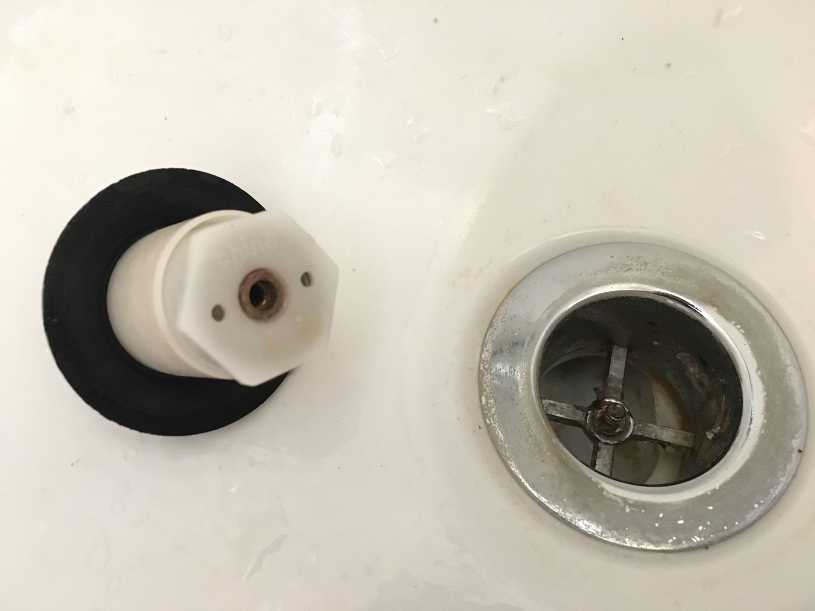 How To Remove Tub Strainer