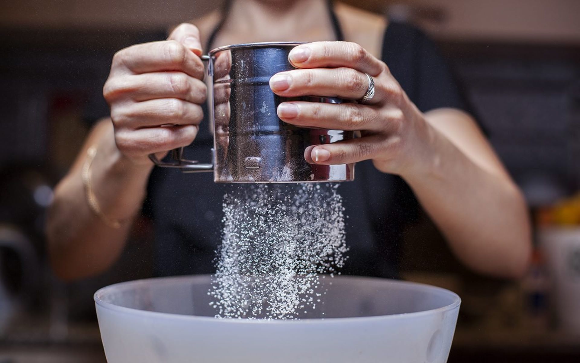 How To Sift Without A Sifter Or Strainer