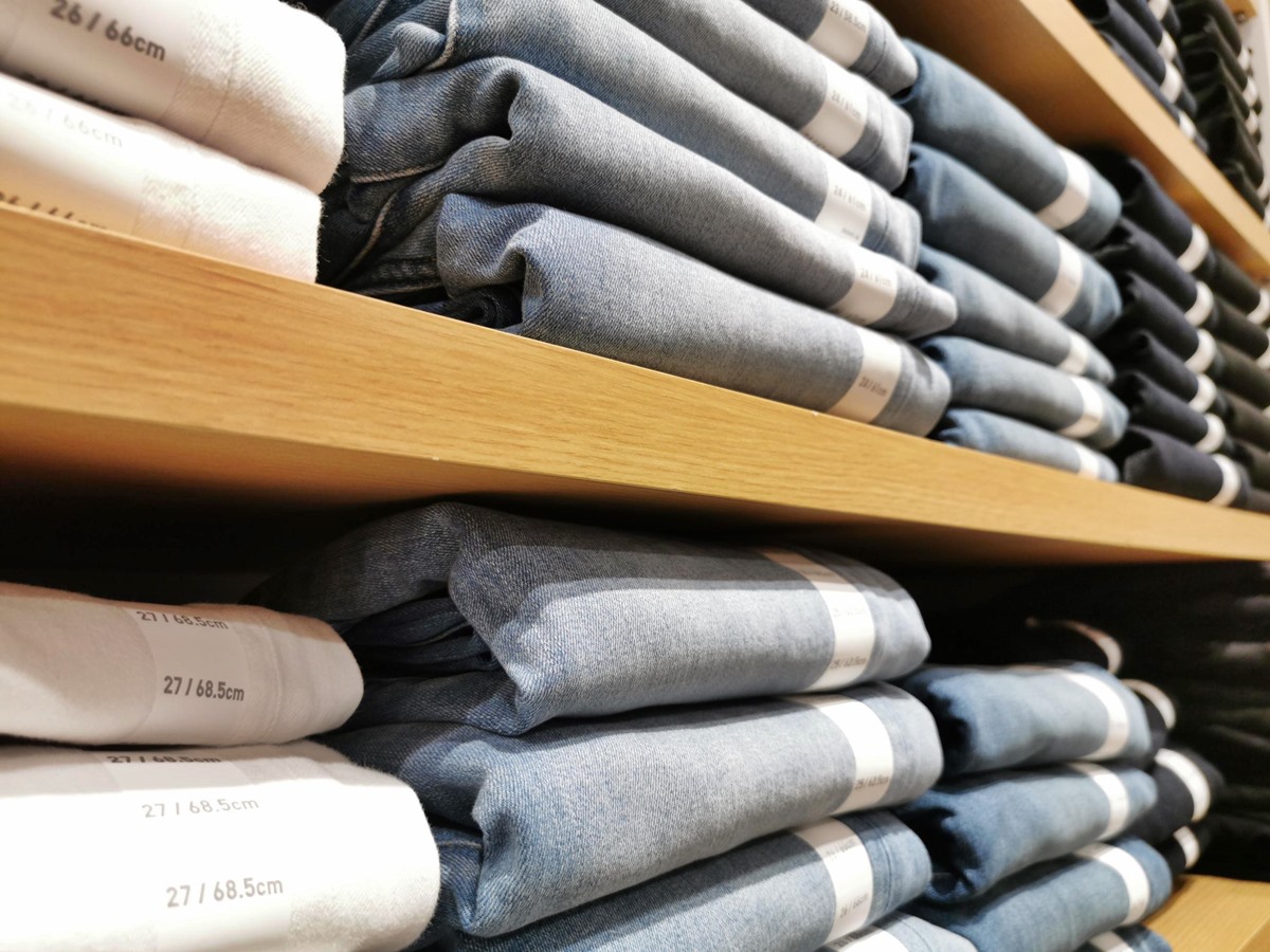 How To Store Jeans On A Shelf