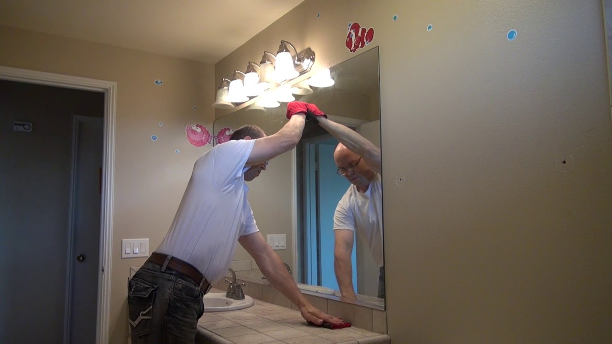 How To Take Mirror Off Wall