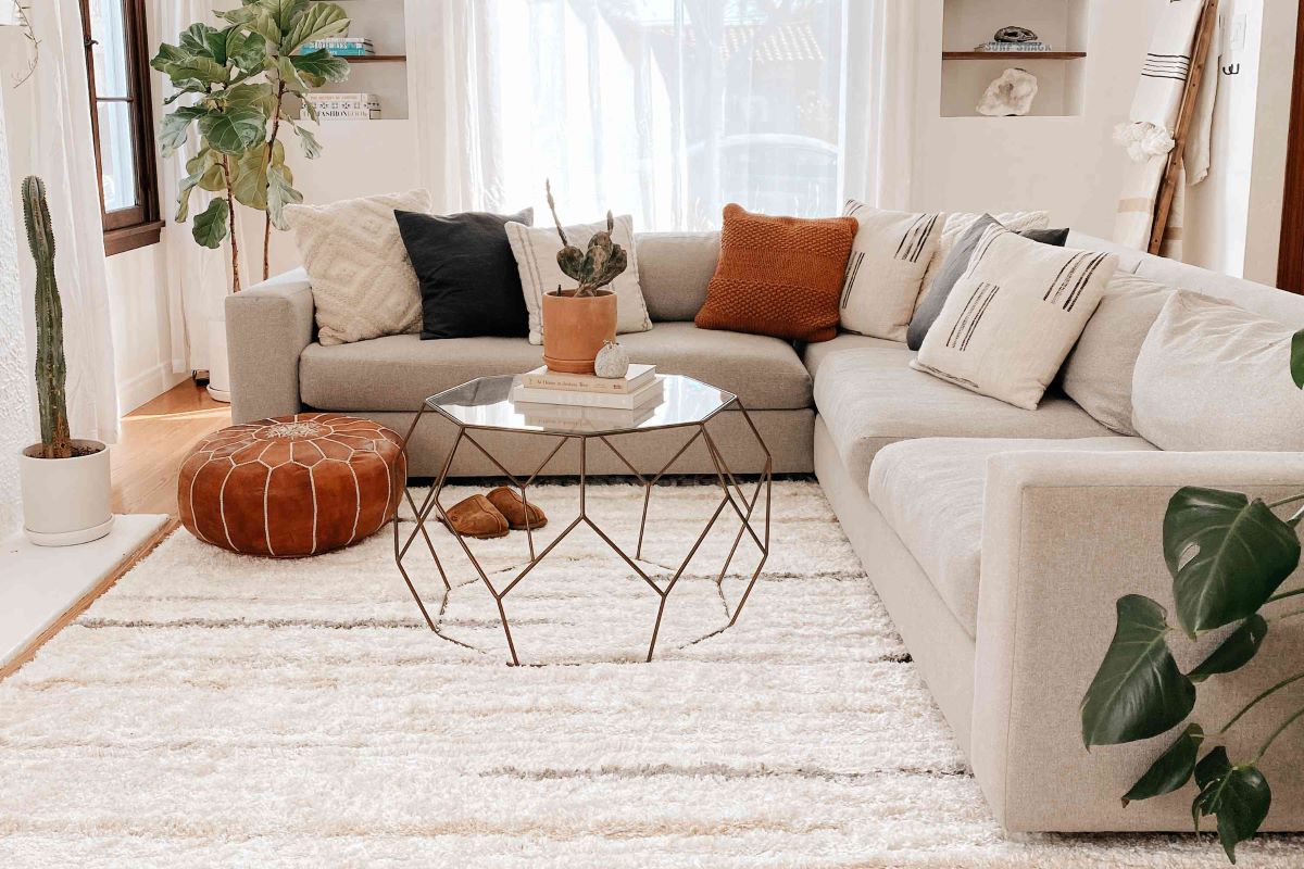 How To Use An Area Rug In Living Room