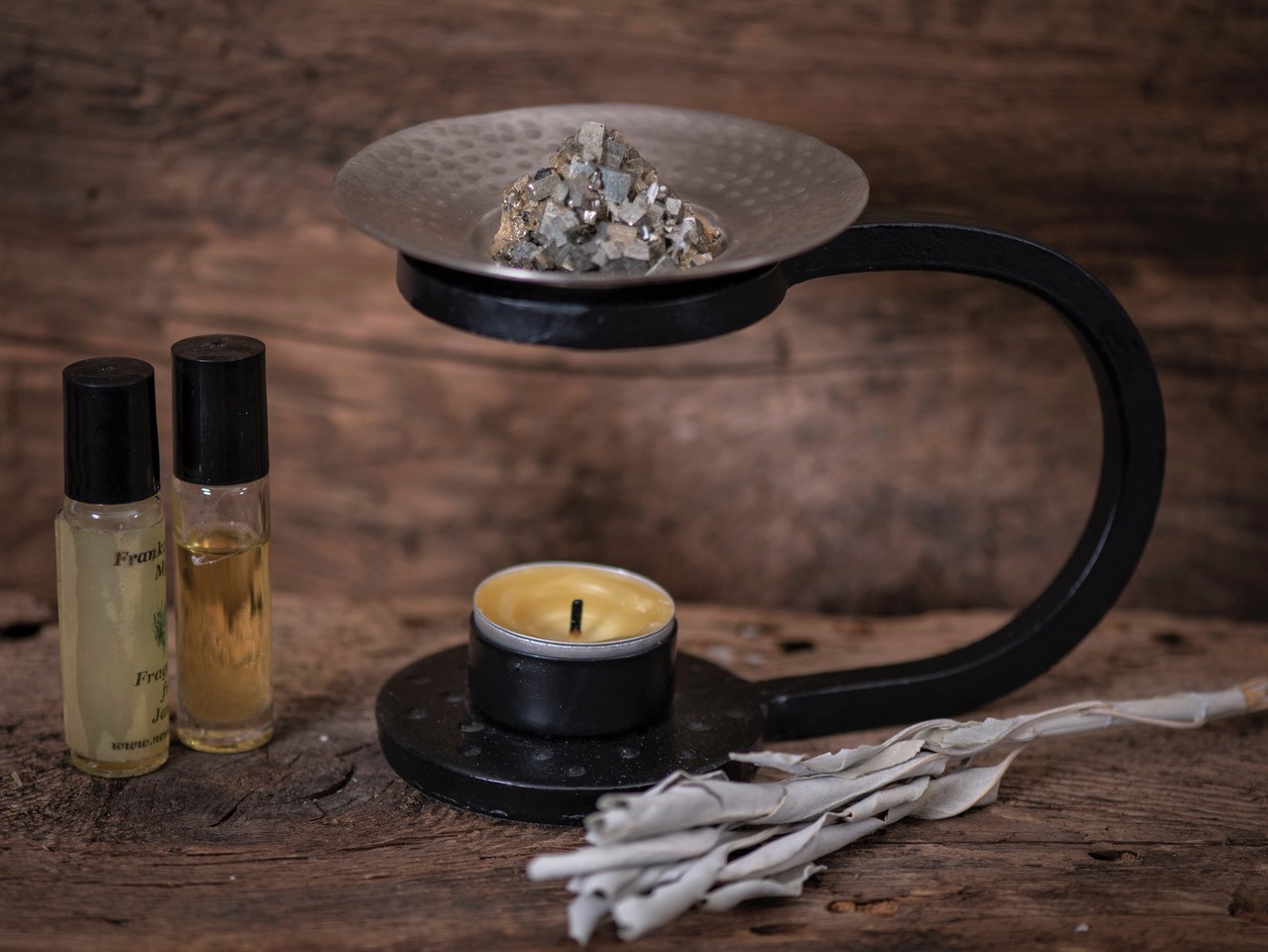 How To Use An Essential Oil Burner