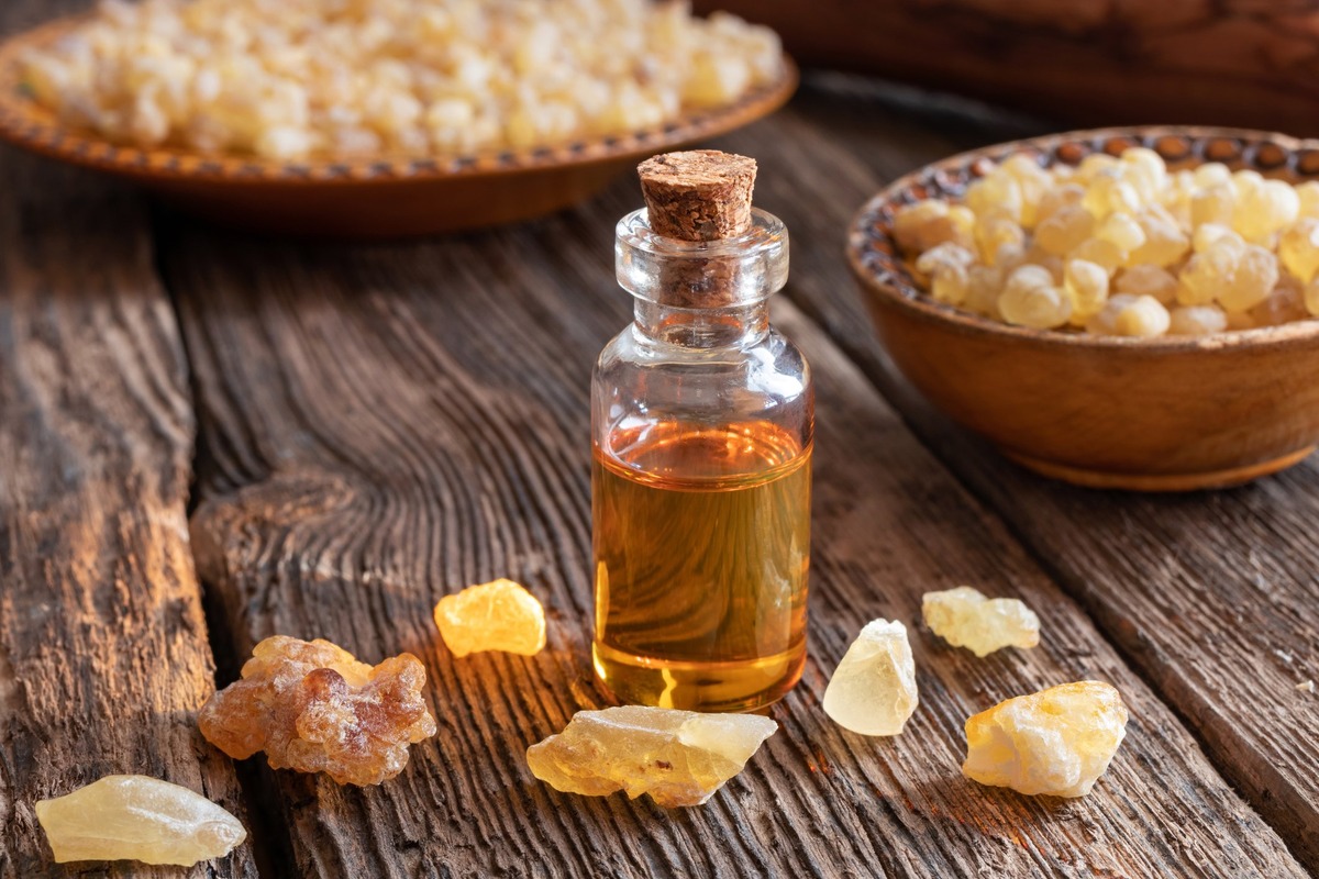 How To Use Frankincense Essential Oil
