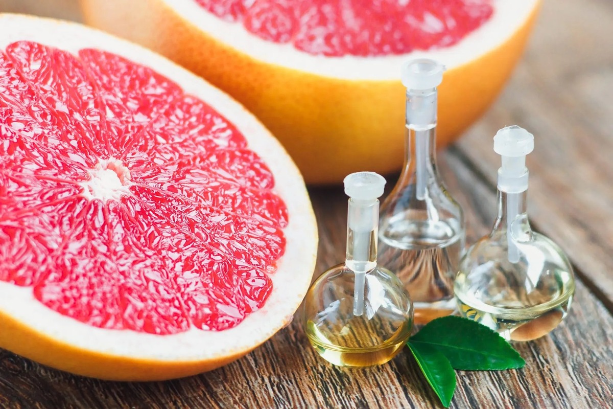 How To Use Grapefruit Essential Oil