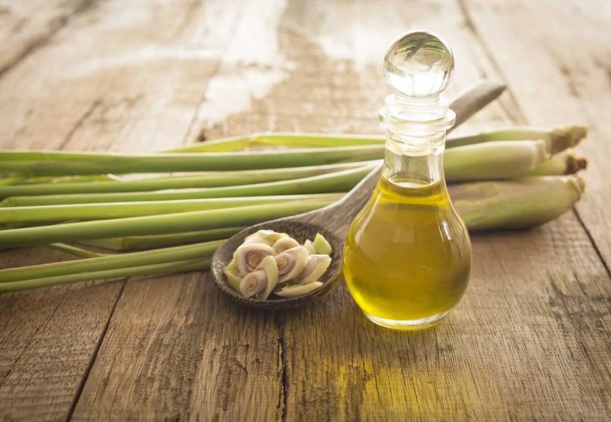 How To Use Lemongrass Essential Oil For High Cholesterol