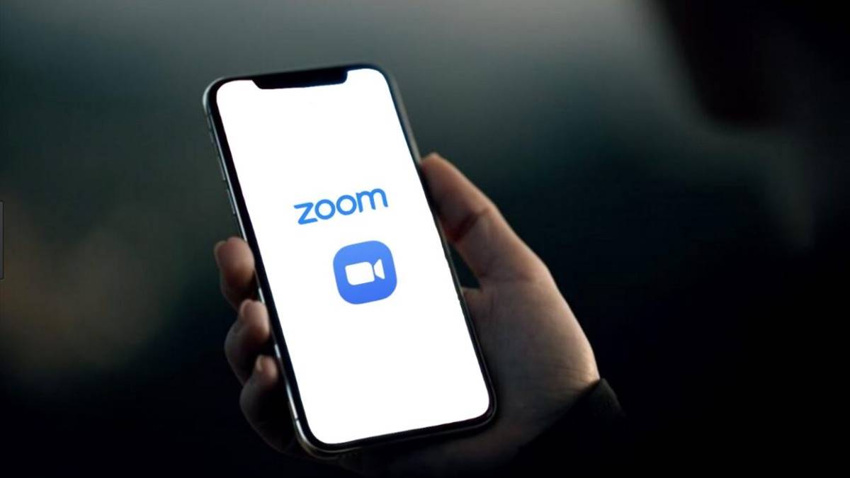 How To Use Zoom On An IPhone