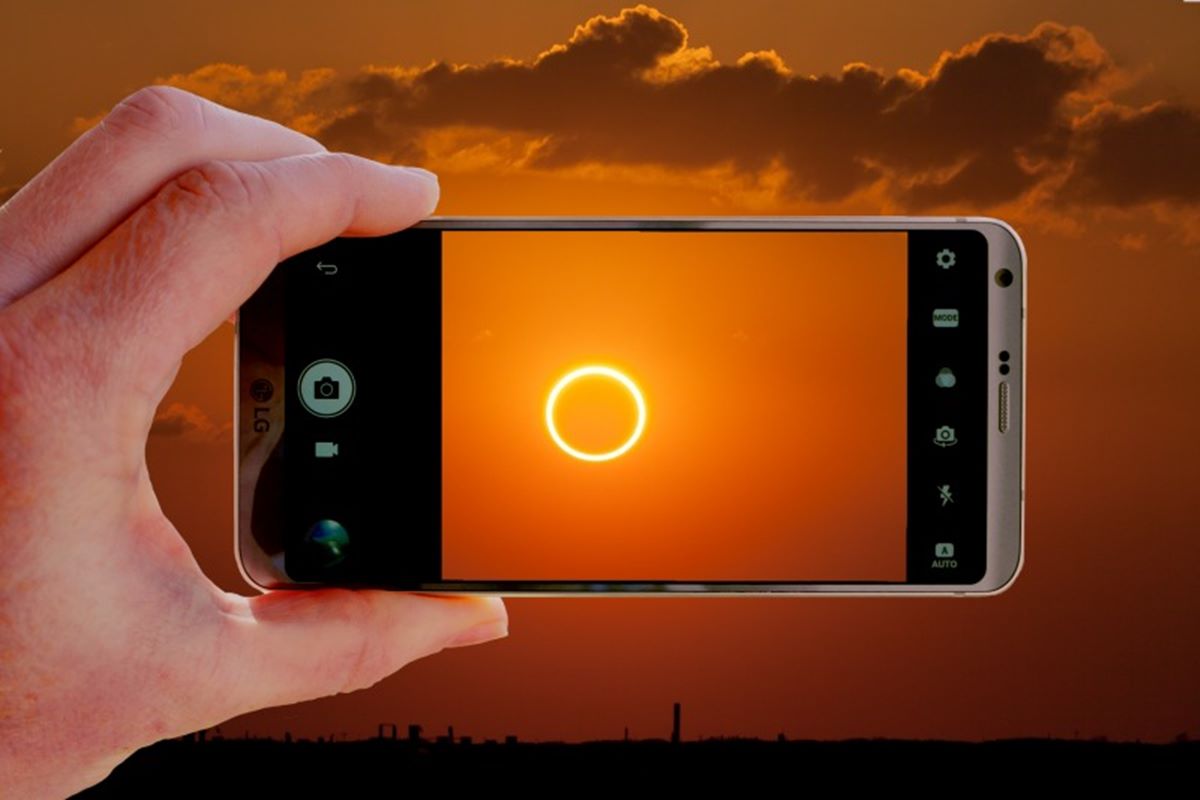 How To Watch Eclipse With Phone