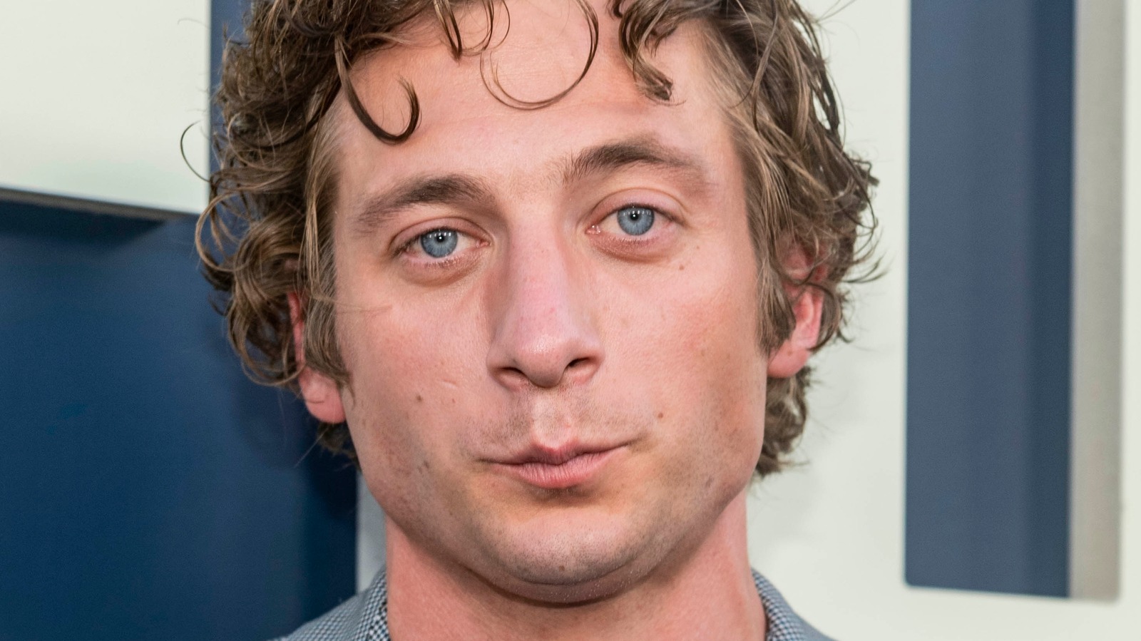 Jeremy Allen White Agrees To Alcohol Testing For The Sake Of Seeing His Kids