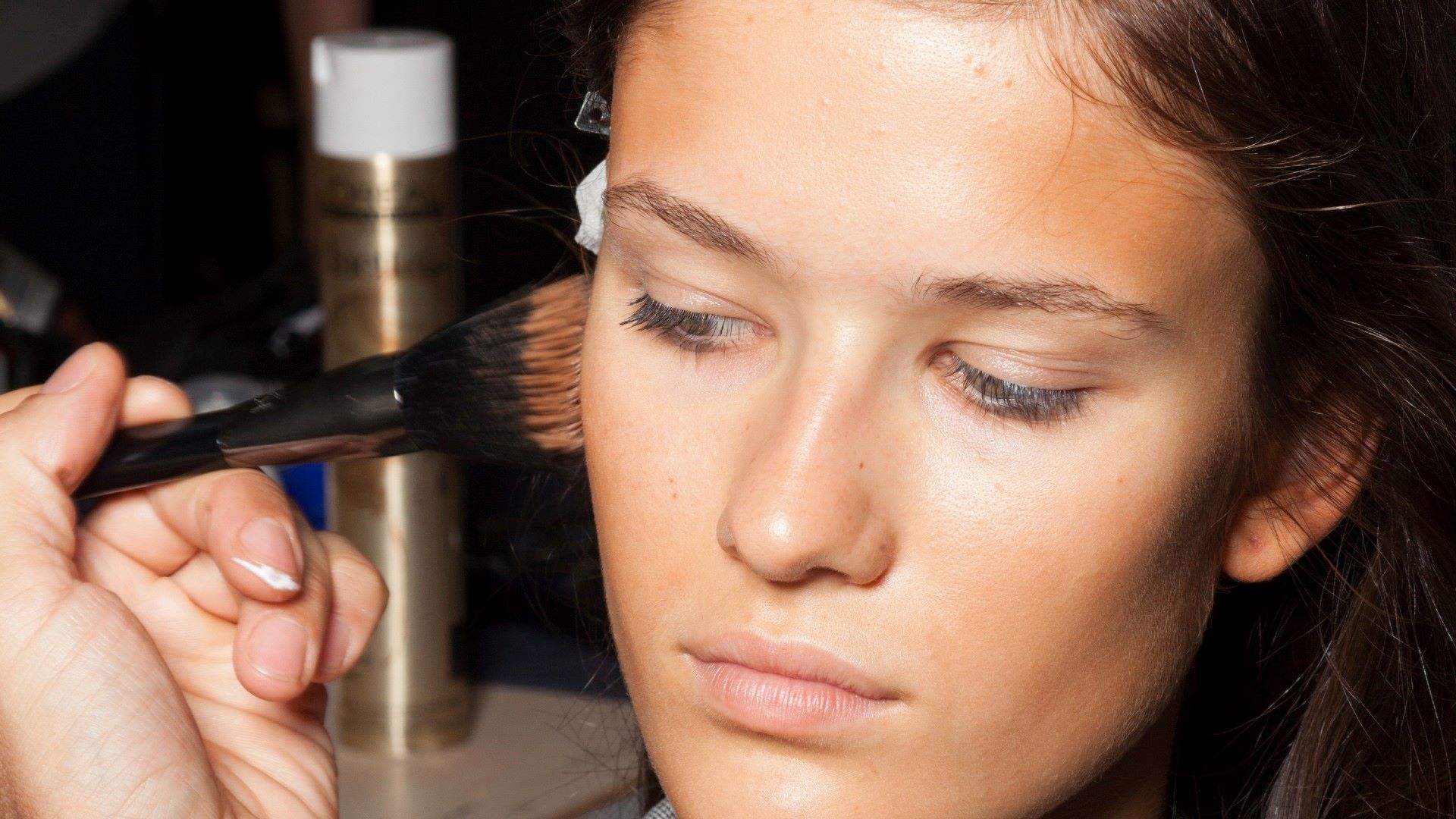 what-brush-to-use-for-bronzer