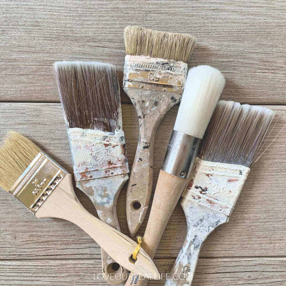 What Brush To Use With Chalk Paint