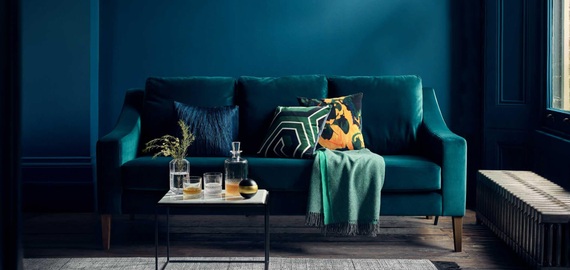 What Colours Go With Teal Sofa