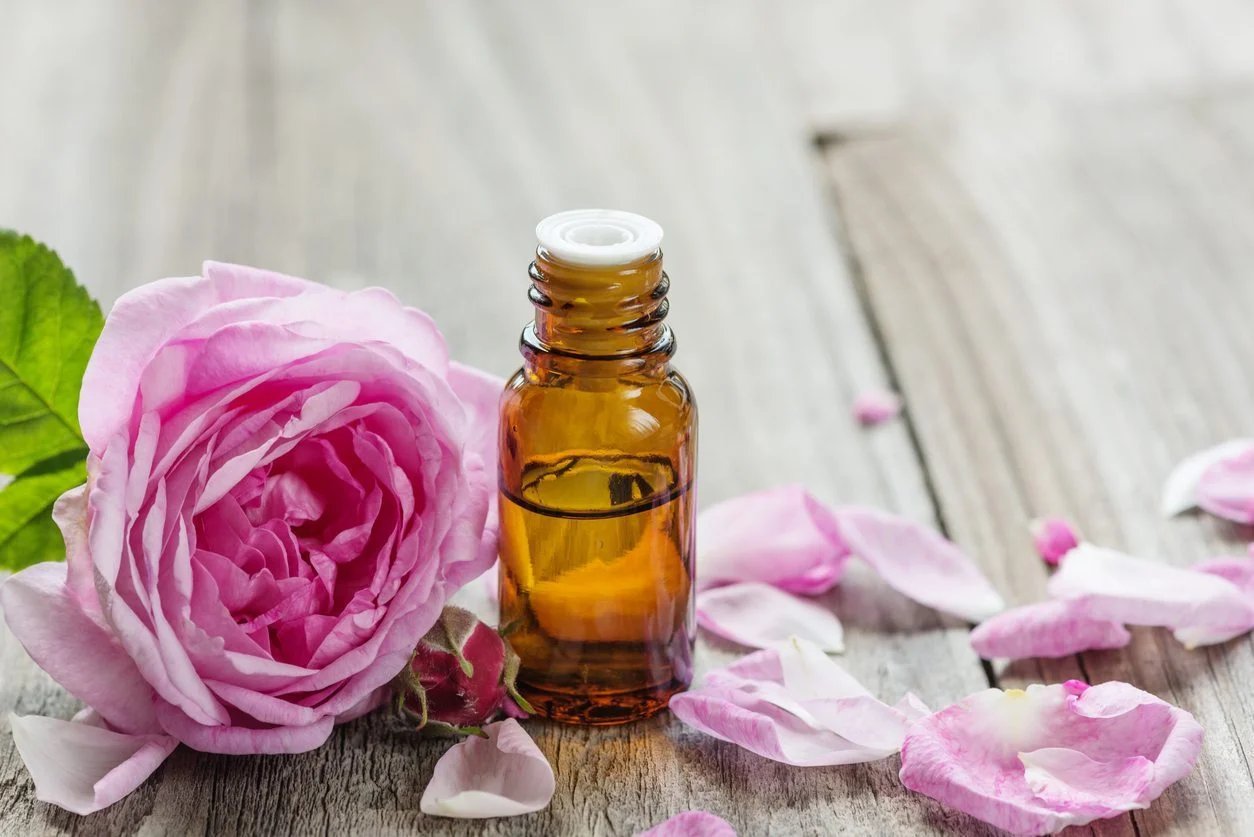 What Essential Oil Goes Well With Rose
