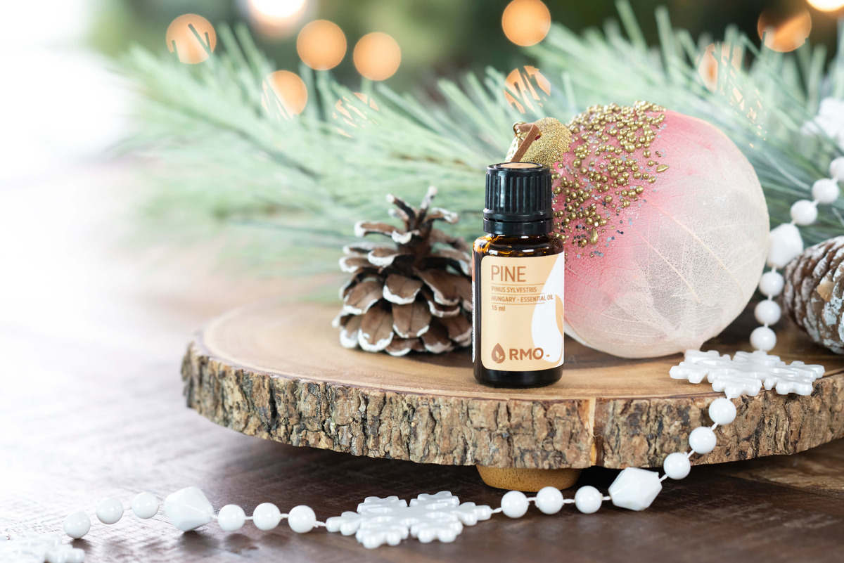 What Essential Oil Smells Like A Christmas Tree
