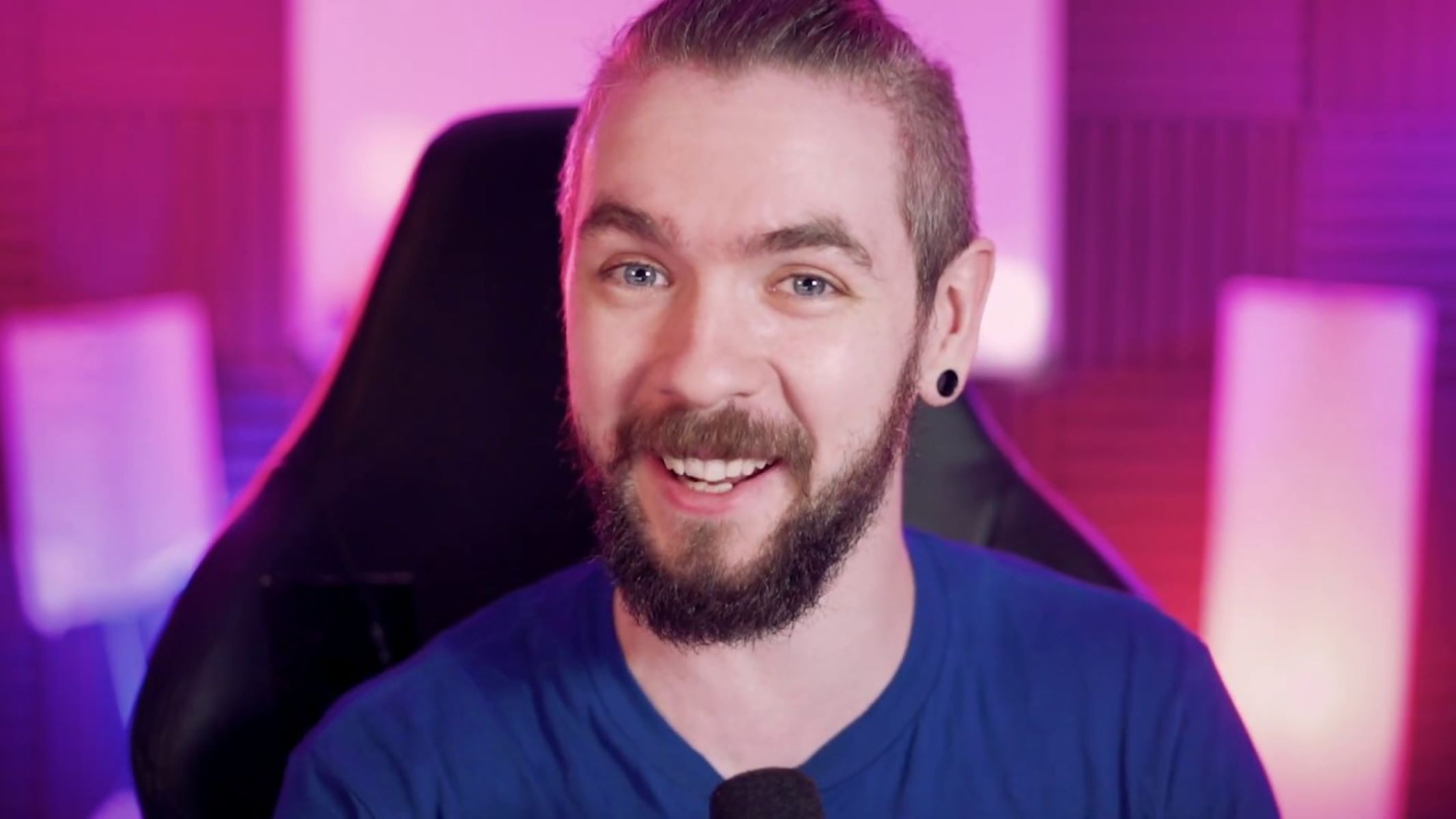 what-gaming-chair-does-jacksepticeye-use