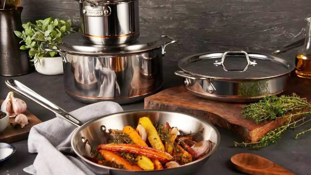 What Is All-Clad Cookware? Discover The Culinary Elite’s Top Choice!