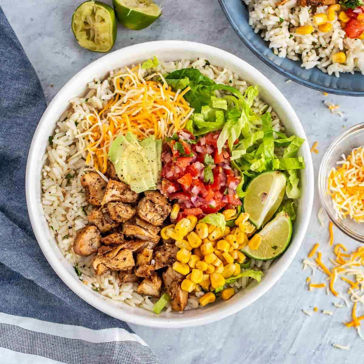 What Is In A Chipotle Bowl