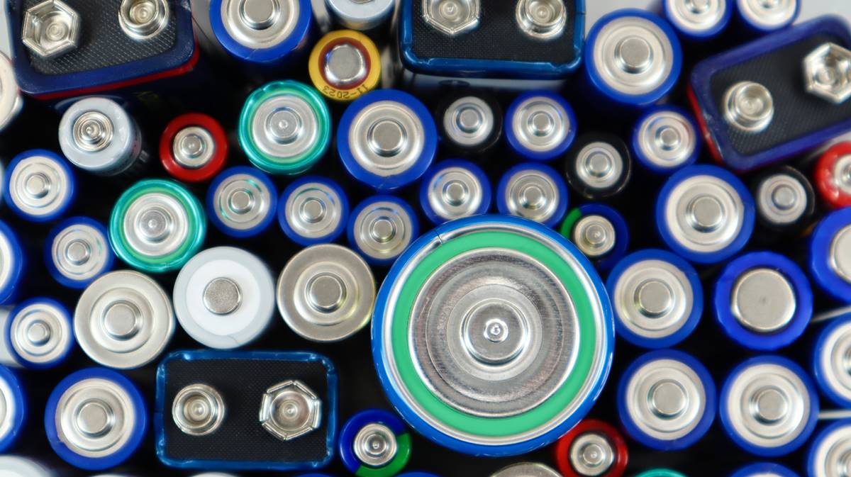 When Does A Battery Need Electrolyte