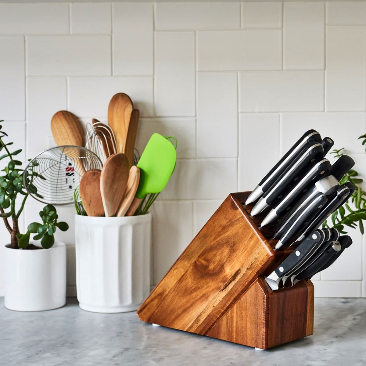 Where To Put Knife Block In Kitchen