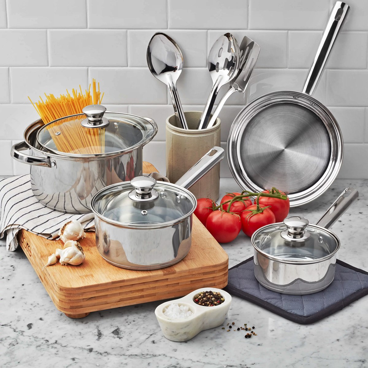 Who Makes Tools Of The Trade Cookware? Unmasking The Creators Of Kitchen Excellence!