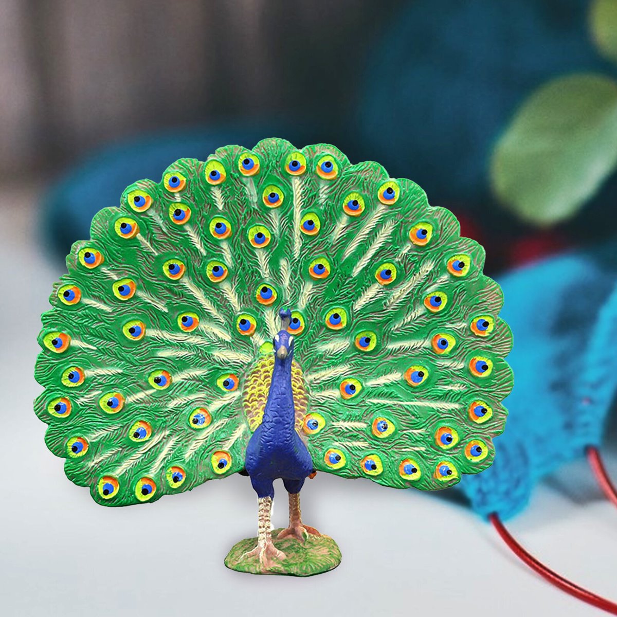 10-amazing-peacock-figurine-for-2023