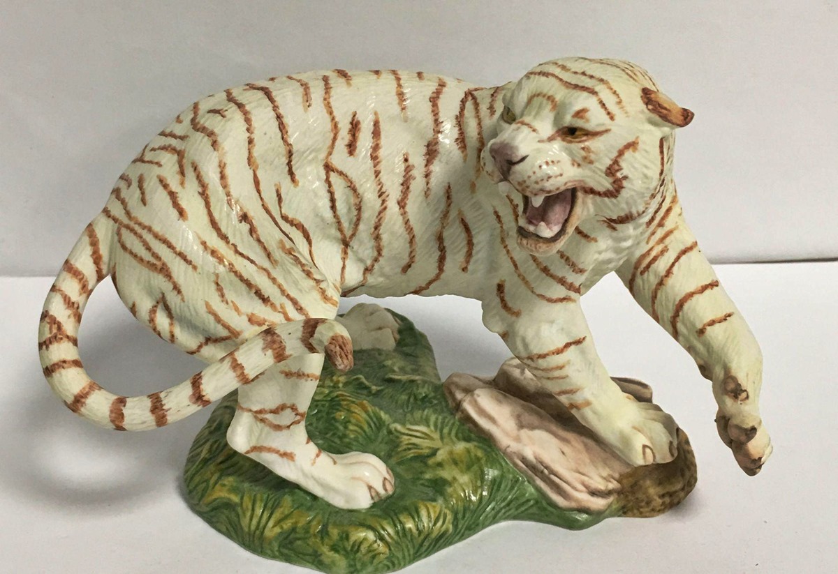 10 Best White Tiger Figurine for 2024