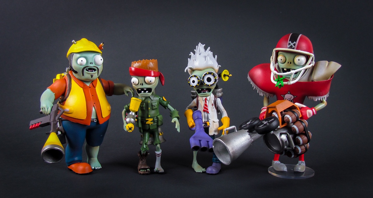 PowerTRC Toy Zombie Action Figures with Movable and Detachable Joints |  Mini Zombie Figurines | Great for Presents, Decoration, and Party Favors 