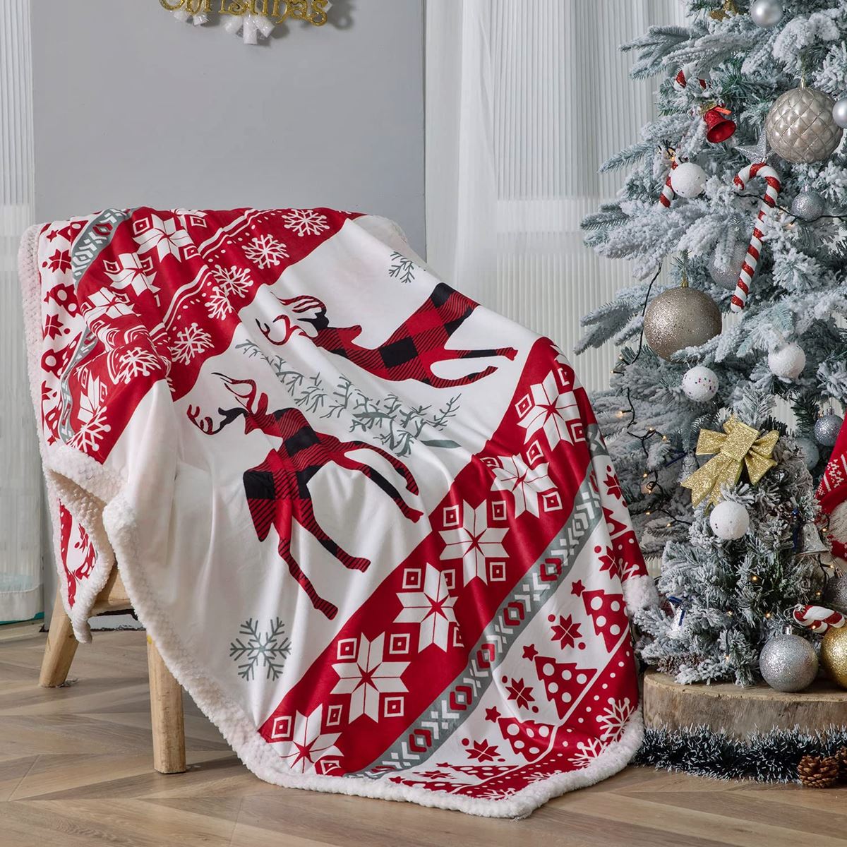 12 Incredible Christmas Throw Blanket for 2024