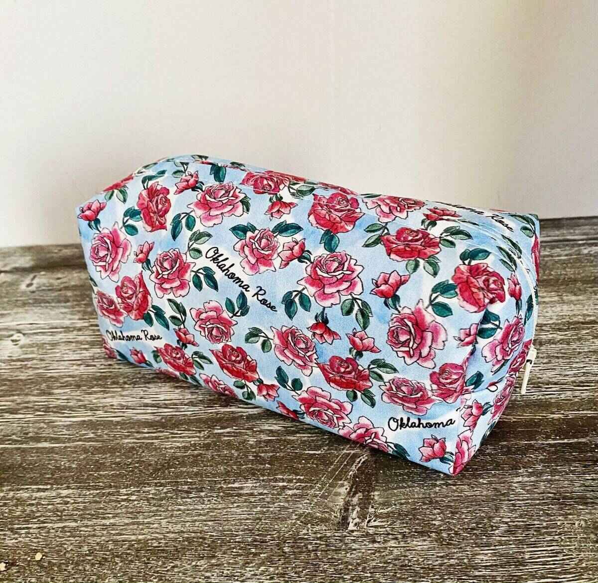 12 Incredible Red Rose Cosmetic Case for 2024