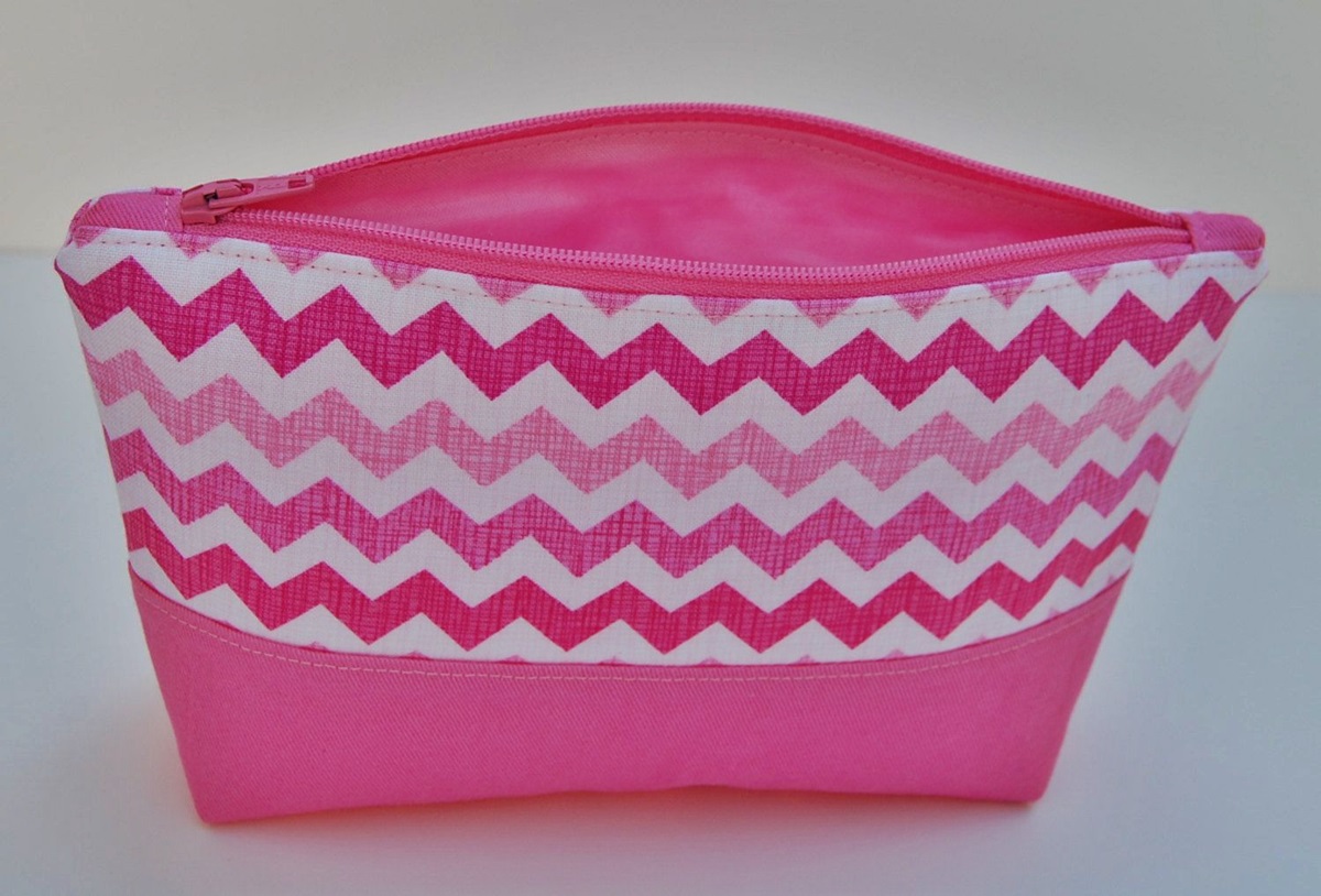 15 Amazing Cosmetic Case Makeup Pink Chevron for 2023
