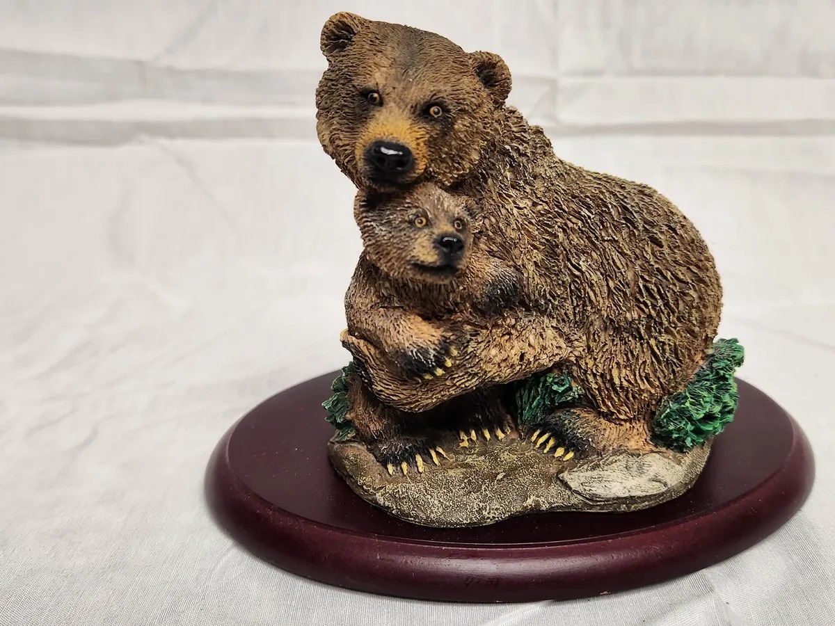 15 Best Grizzly Bear Figurine for 2024