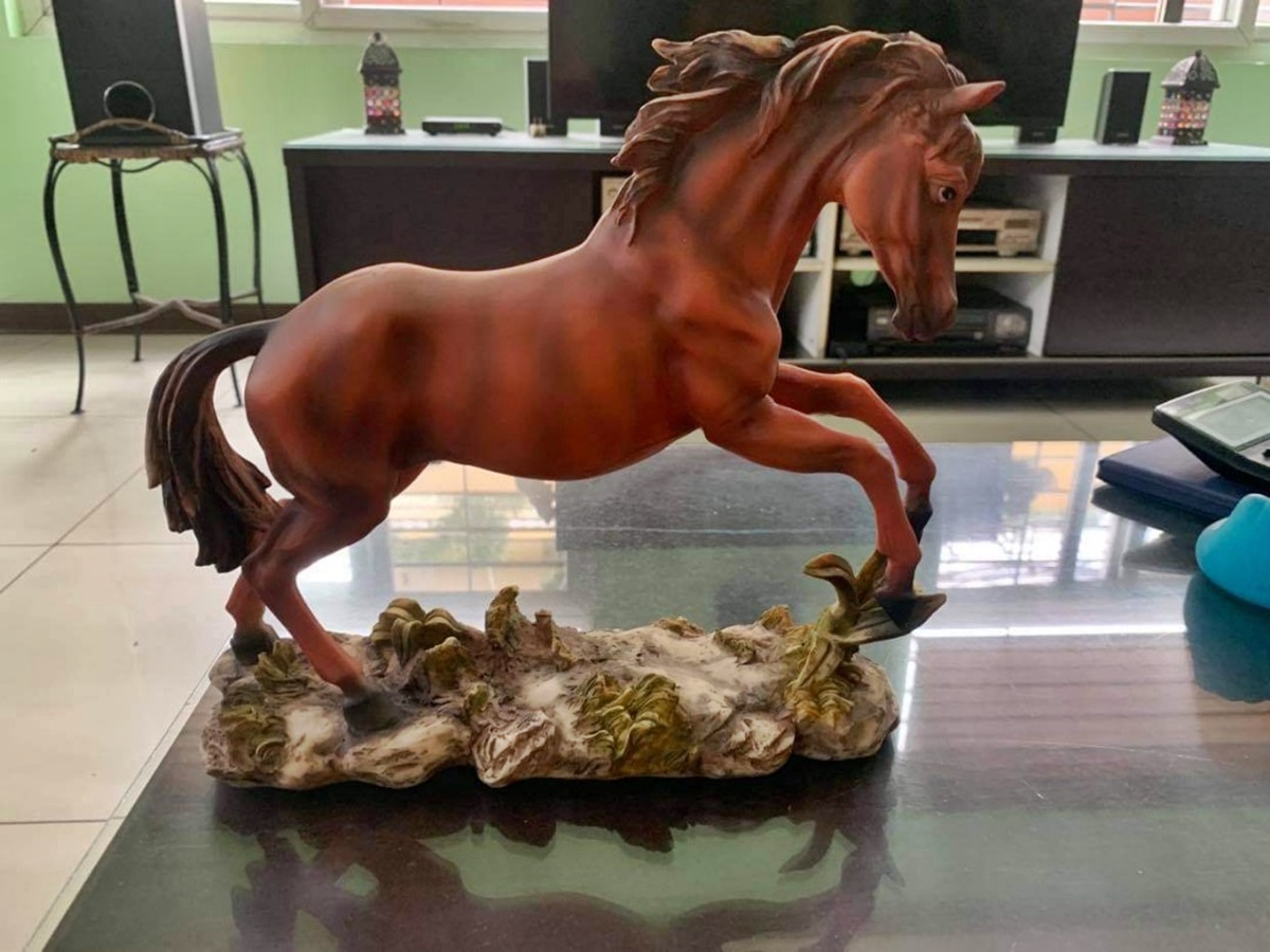 8 Superior Horse Figurine for 2024