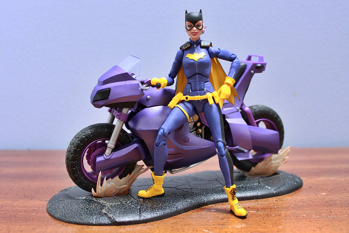 8 Unbelievable Batgirl Figurine for 2023