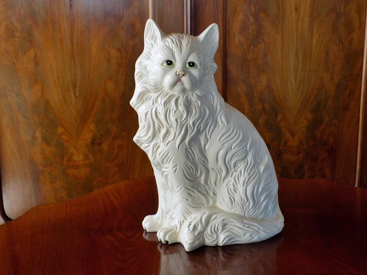 9 Incredible Ceramic Cat Figurine for 2024