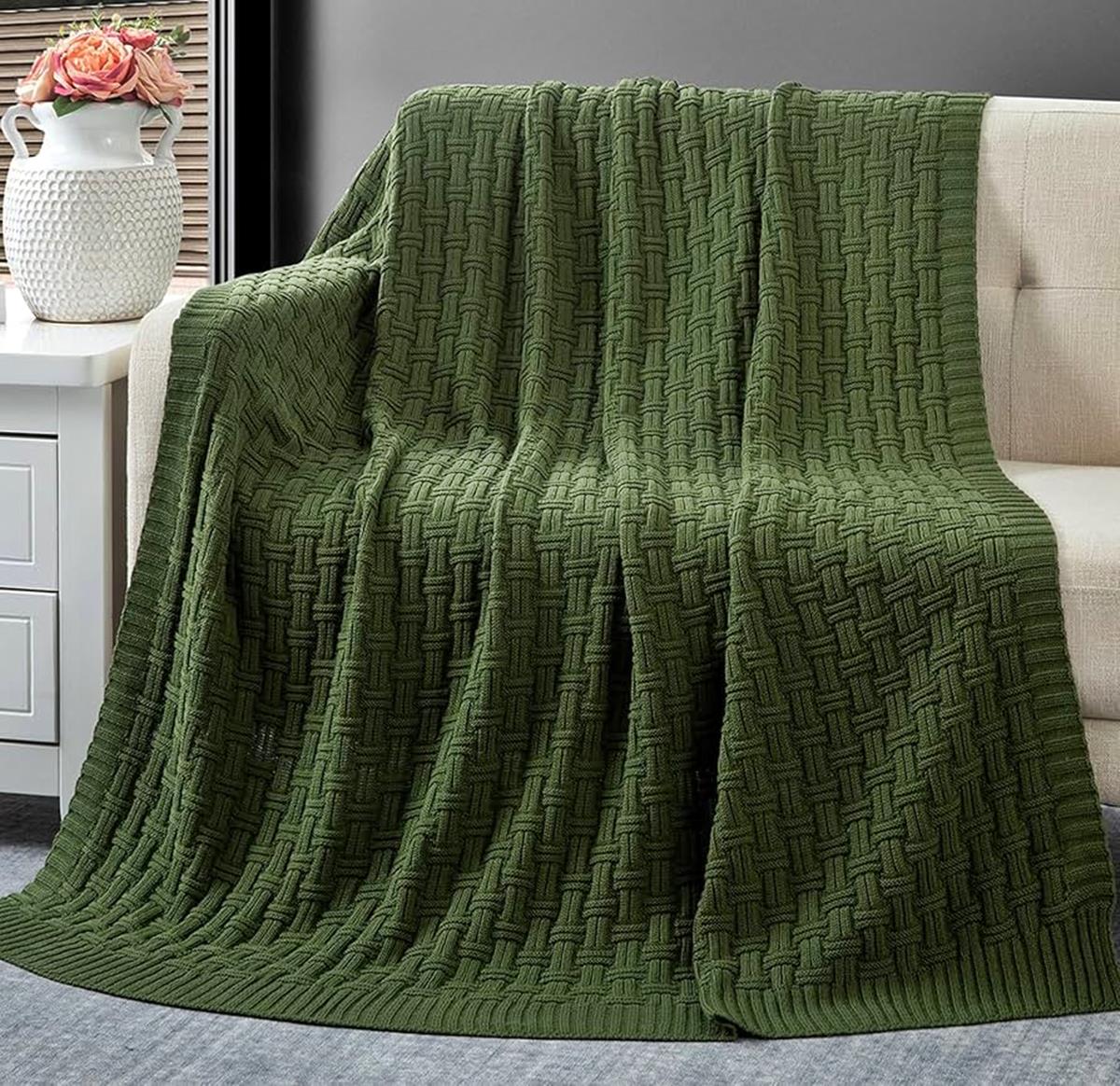 9 Unbelievable Green Blanket for 2024