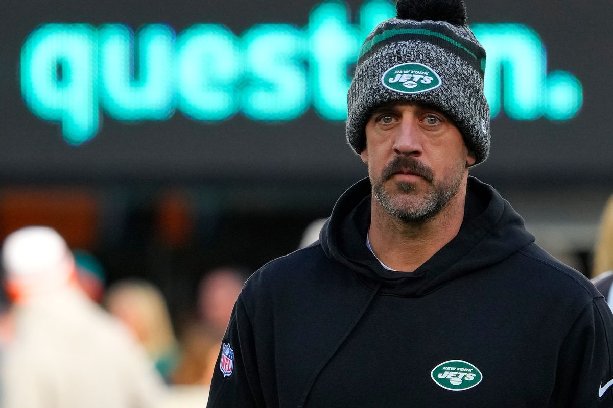 Aaron Rodgers Considers Return This Season Based On Jets’ Playoff Chances And Health